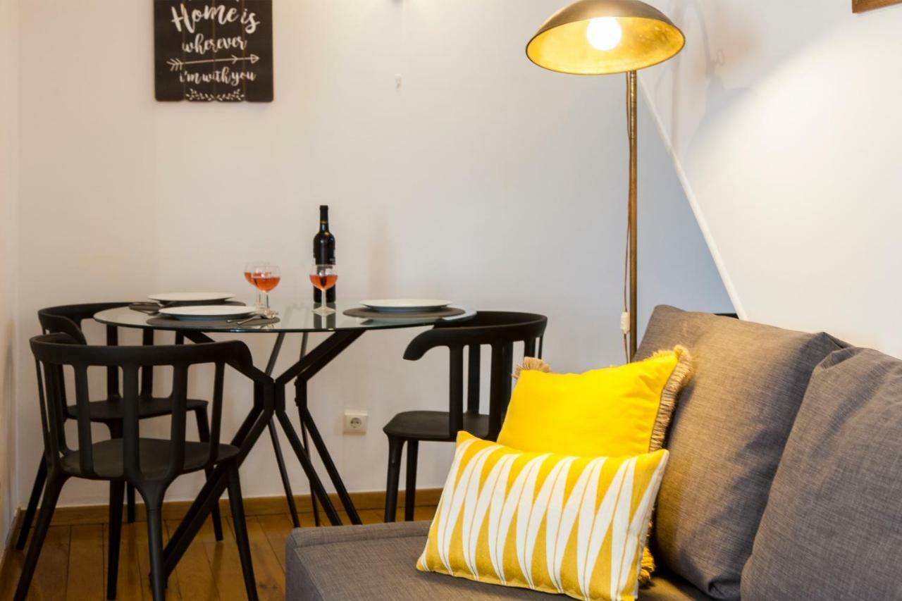 Joivy Charming Apt Near Fado Museum Lisbon Exterior photo